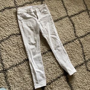 White loft jeans, never worn
